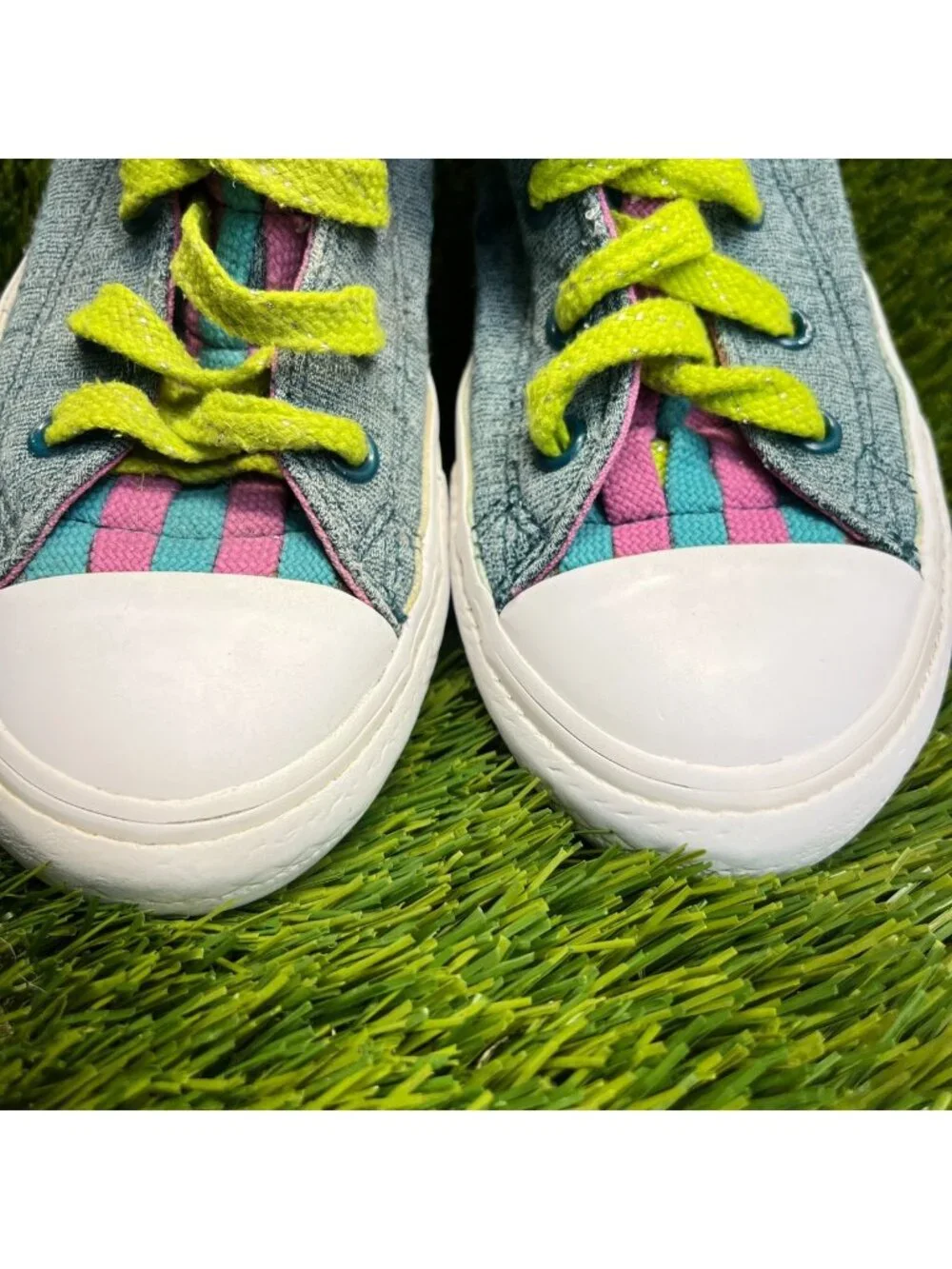 Converse Chuck Taylor All Star Girls Size 13C Blue Pink Athletic Shoes Sneakers